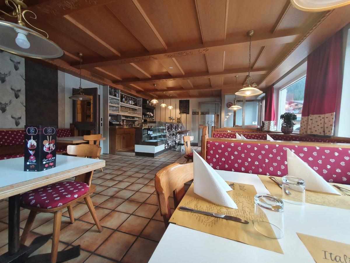 Albergo Bar Ristorante Dolomia Badia  Ngoại thất bức ảnh